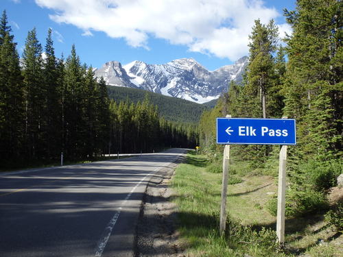 GDMBR: The turn-off for the Elk Pass Trail and Trailhead.
