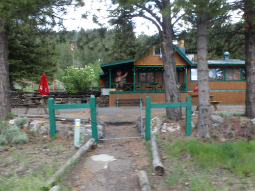 Bear Paw Resort, see the Bear Waving.