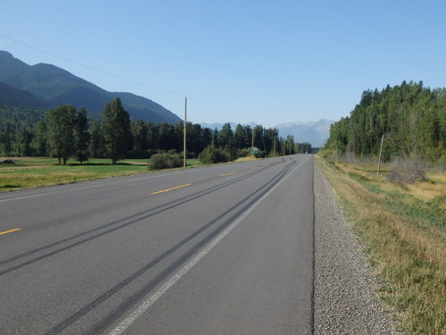 GDMBR: Riding south on the Crowsnest Hwy (BC 3).