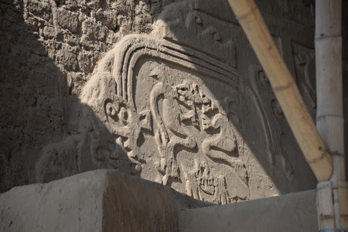 More Reliefs, the arch is the Dragón.