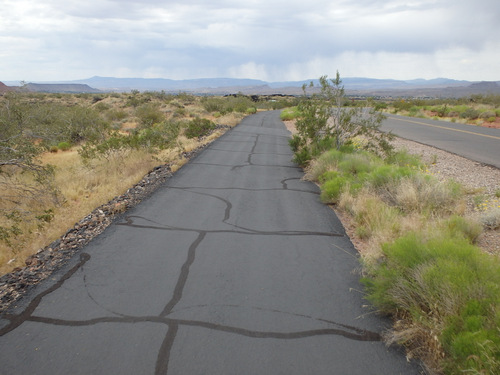 Township of Ivins' pedestrian/bike path.