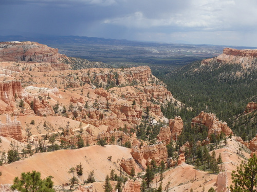 Bryce Canyon Rim Hike.