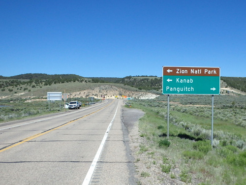 We turned left/south toward Zion on US-89.