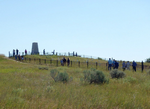 7th Cavalry Monument.