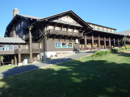 Image of just the Lodge Rooms Building.