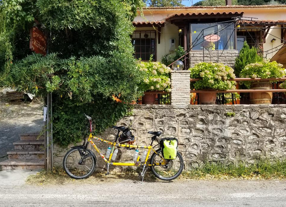 The Bee, at rest in front of a Café, Photo by Patrick Bennett.