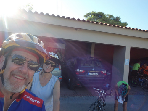 Mounting-up, ready to go, first a tandem selfie.