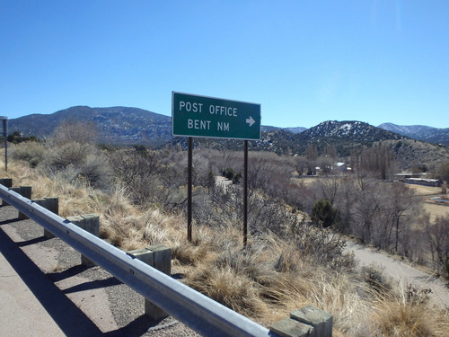  The turn-off for Nogal Canyon and the town of Bent.